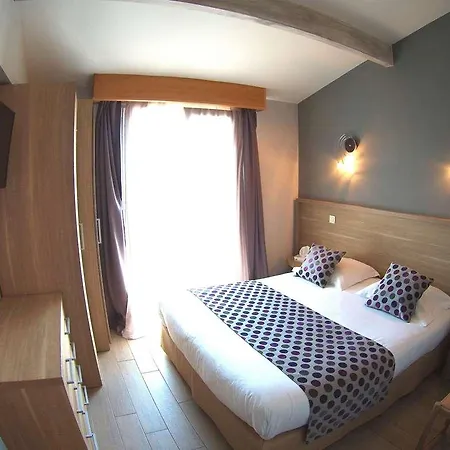 Hotel Logis Atoll Fréjus